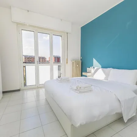 Апартаменты Easy Parking - 5 Min To Metro - Balcony - Quiet *